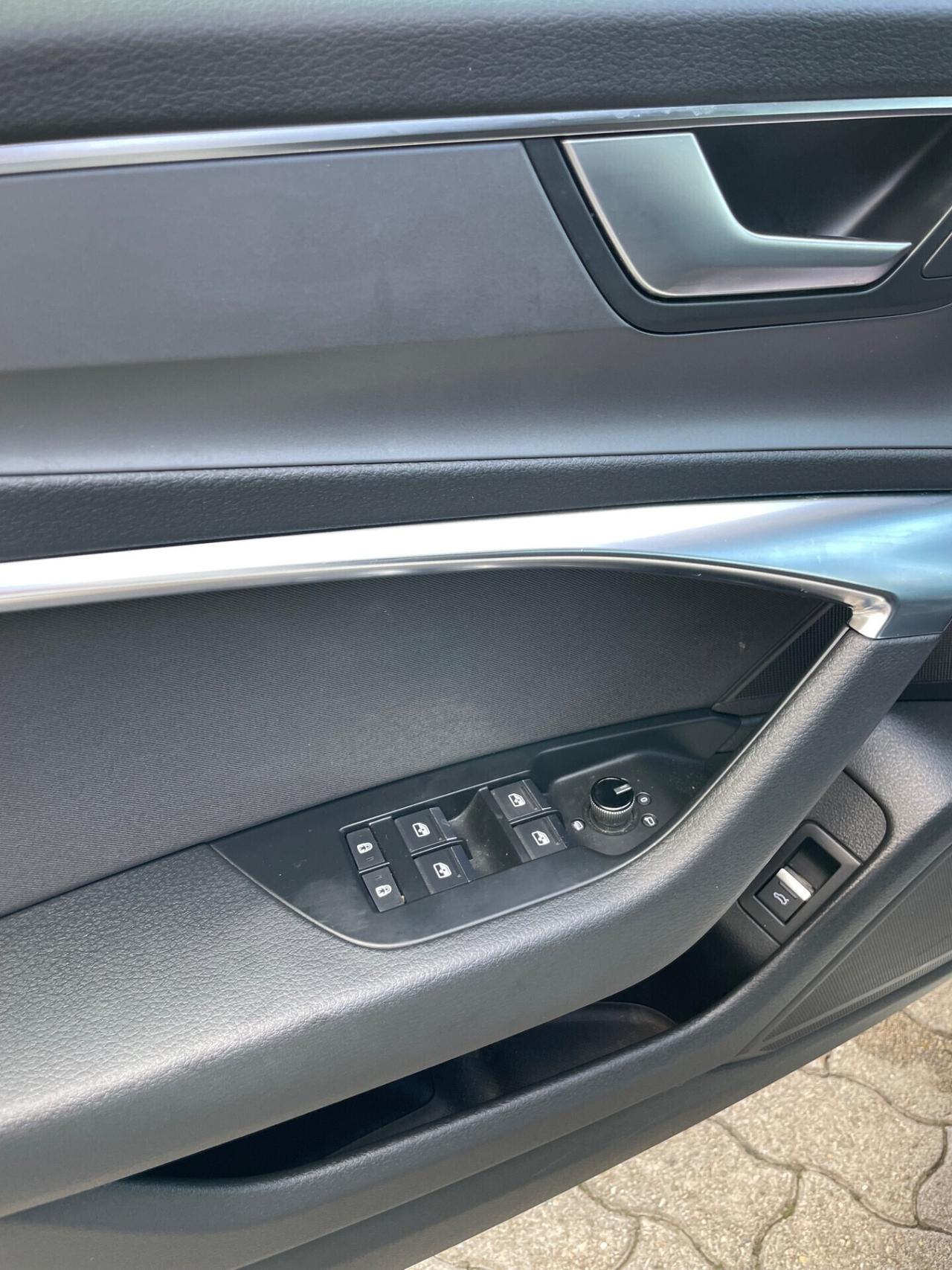 Audi A6 Avant 40 2.0 TDI S tronic Business Design