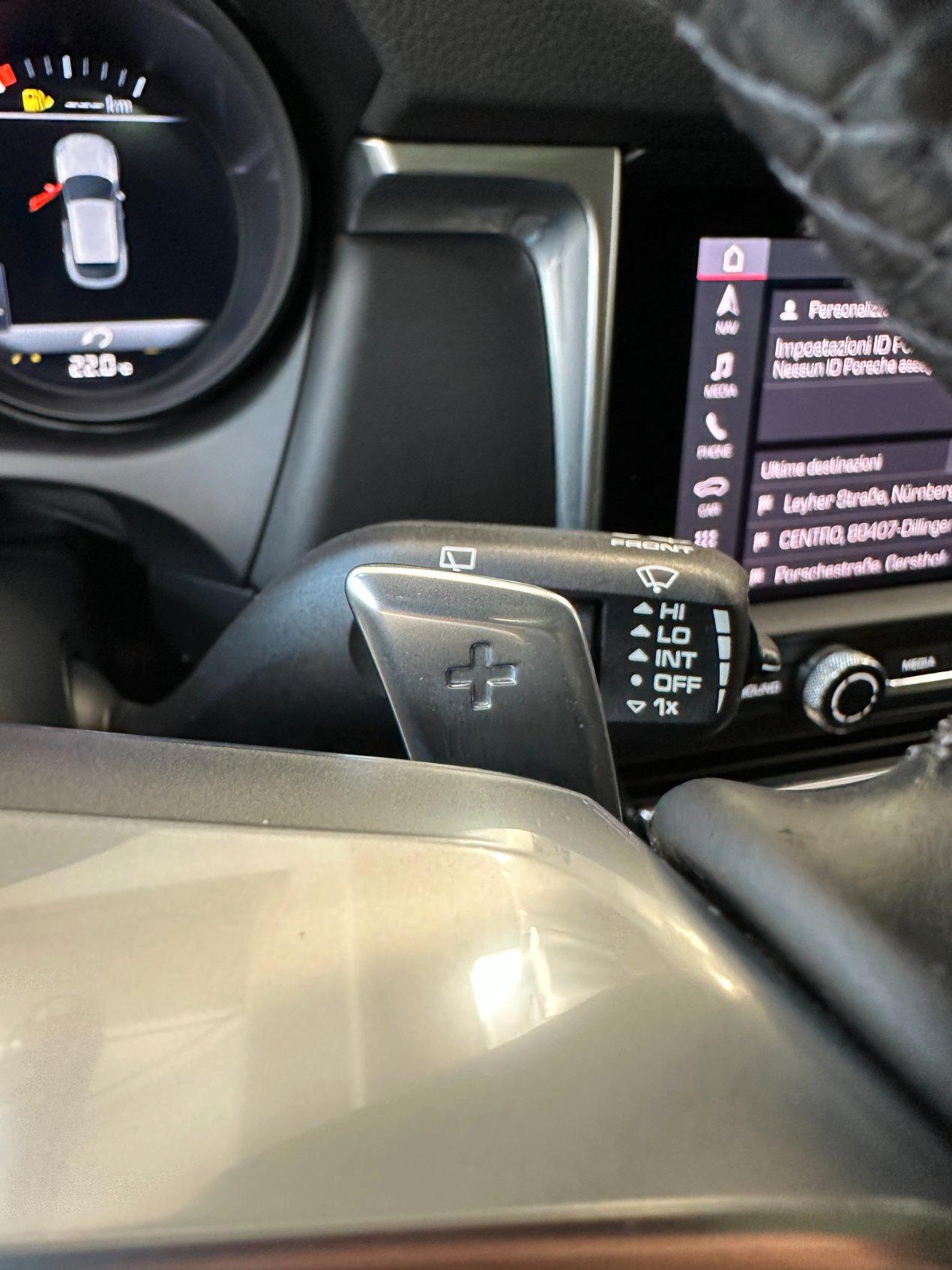 Porsche Macan 2.0 245cv PDK-GESSO-20"-Tetto - Camera - Scarichi