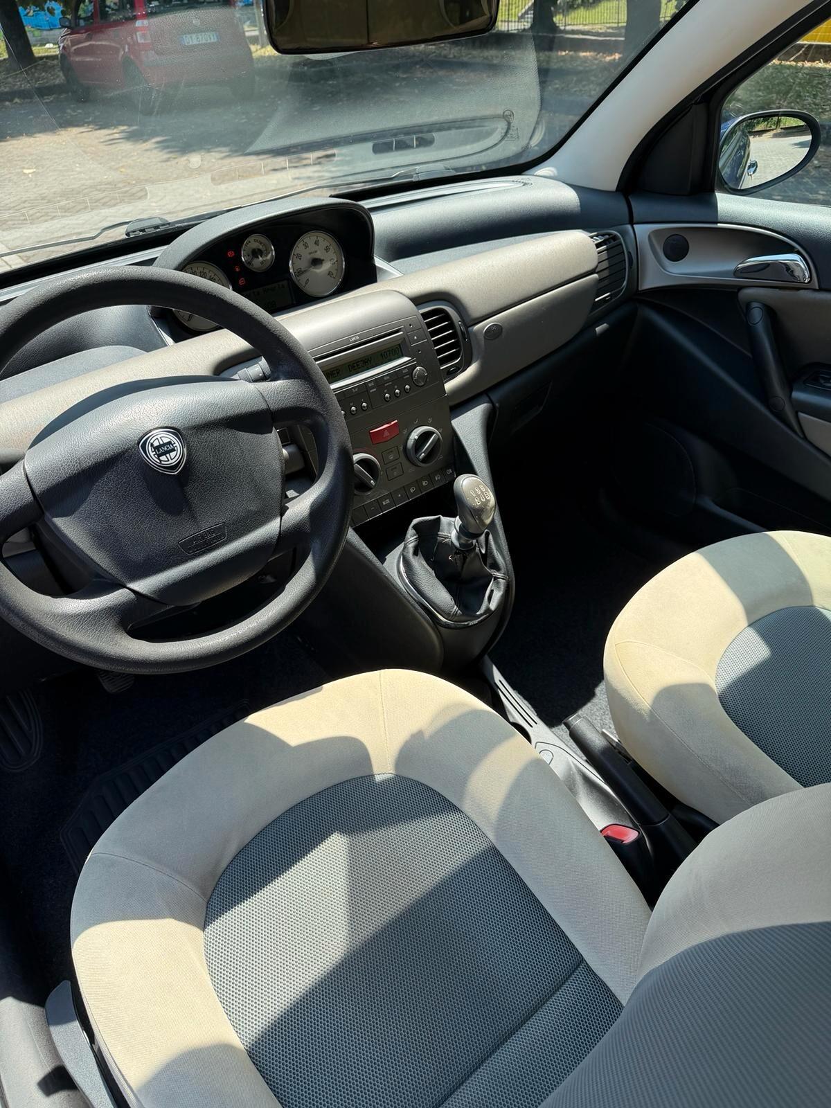 Lancia Ypsilon 1.2