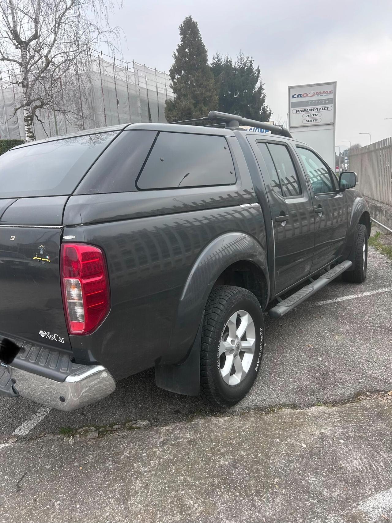 Nissan Navara 2.5 dCi 4 porte Double Cab Platinum