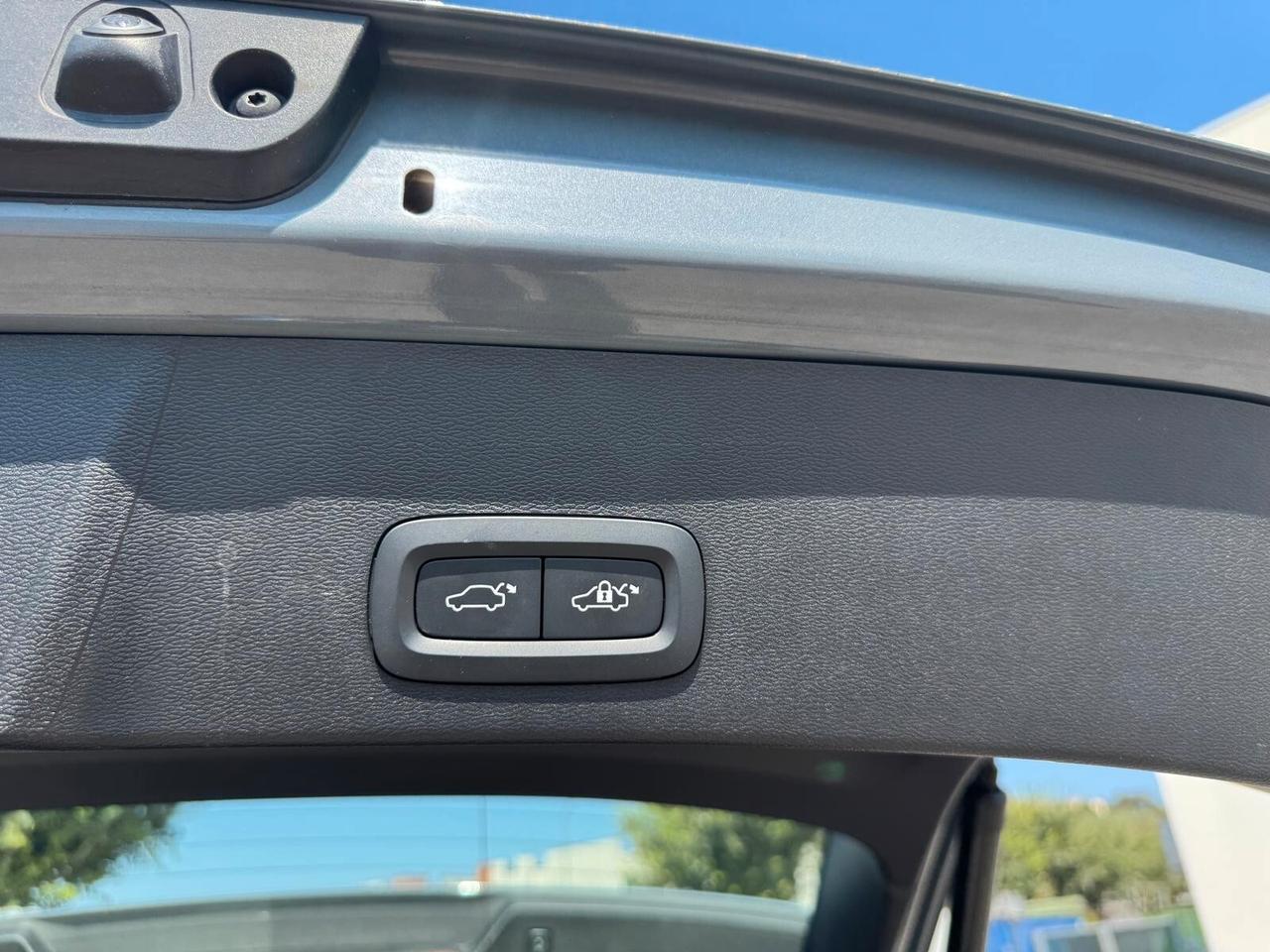 Volvo XC40 T5 Recharge Plug-in Hybrid automatico Plus Dark