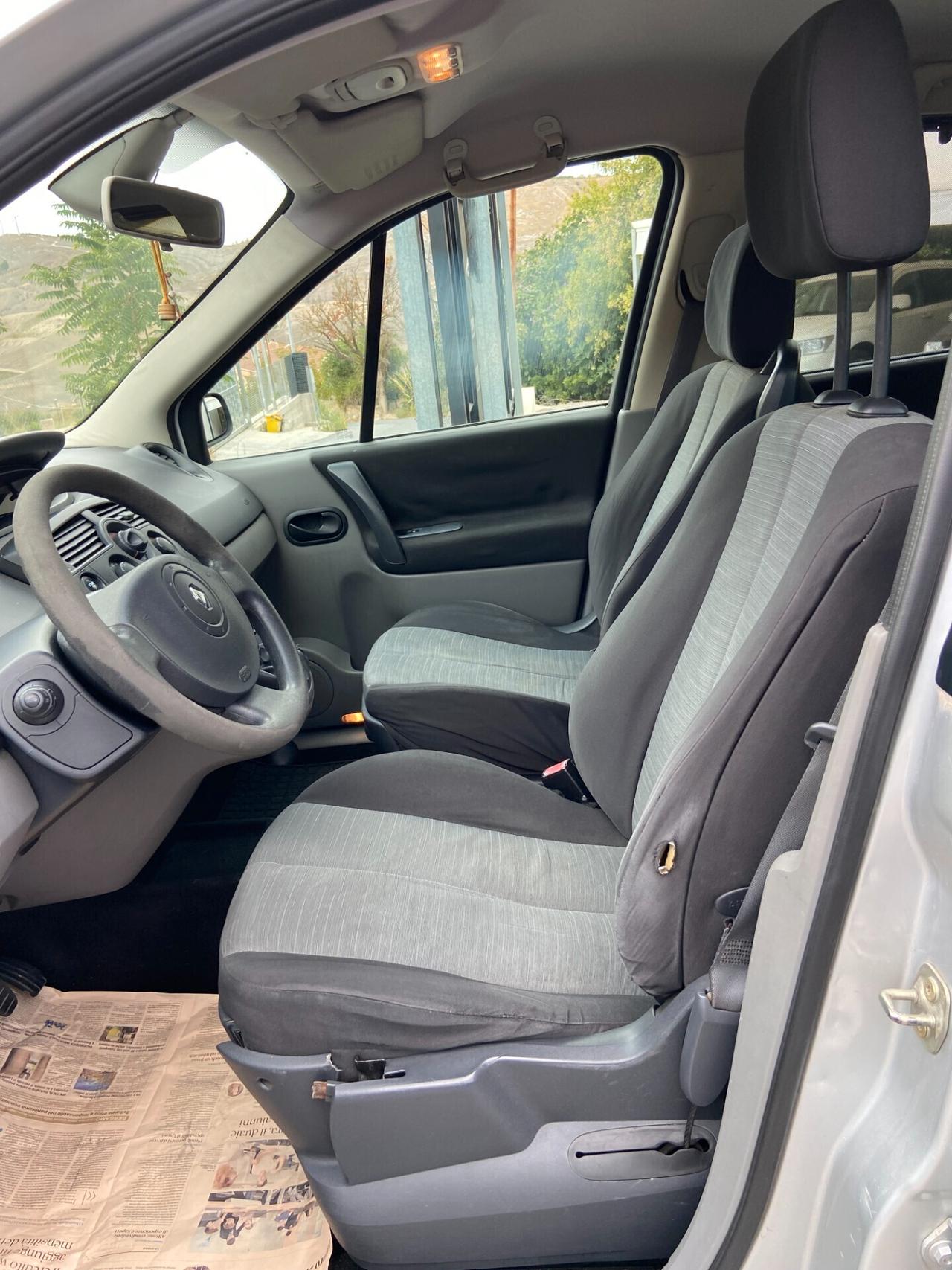 Renault Scenic 1.9 dCi 130CV Dynamique