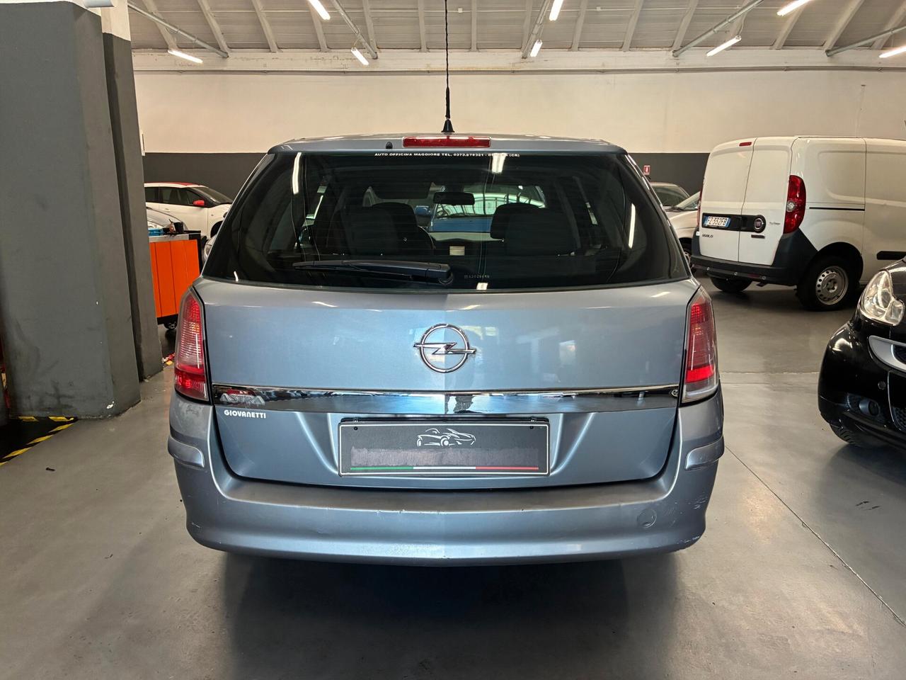 Opel Astra III 2010 SW 1.6 Enjoy Gpl-tech 115cv
