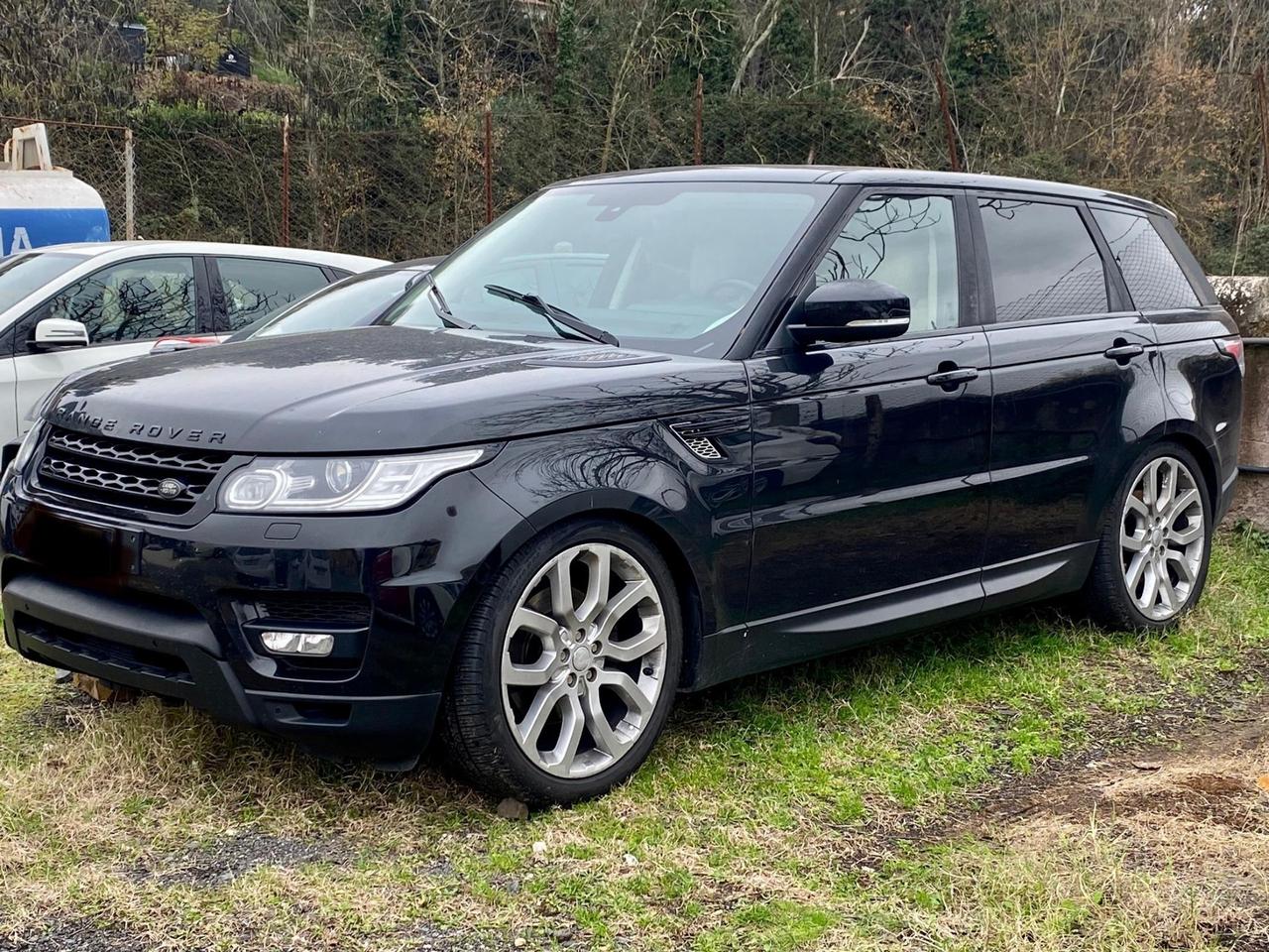 Range Rover Sport 3.0 TDV6 HSE Dynamic (MOTORE FUSO)