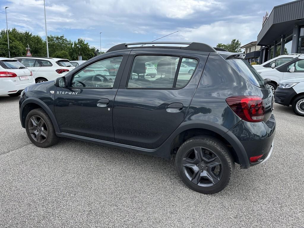 DACIA SANDERO STEPWAY 1500 DCI 90 CV