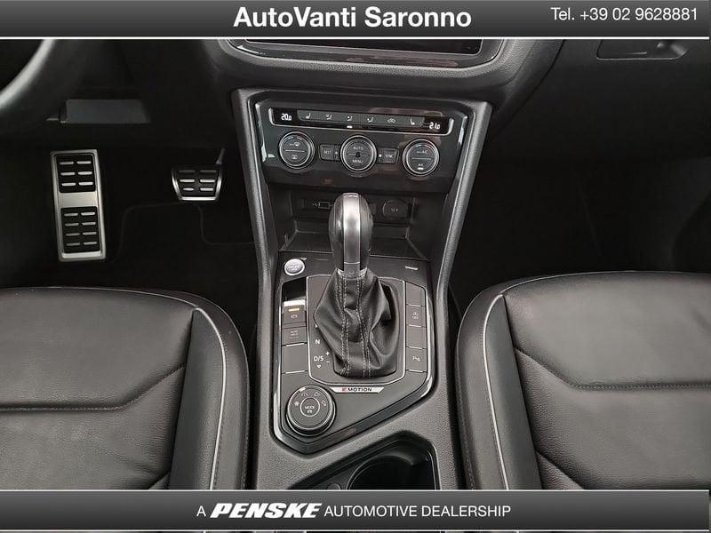 Volkswagen Tiguan Tiguan 2.0 TDI SCR DSG 4MOTION Advanced R-Line Exterior