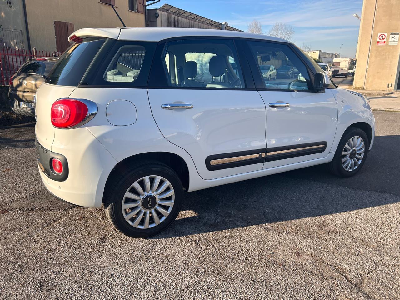 Fiat 500L 900cc LOUNGE METANO