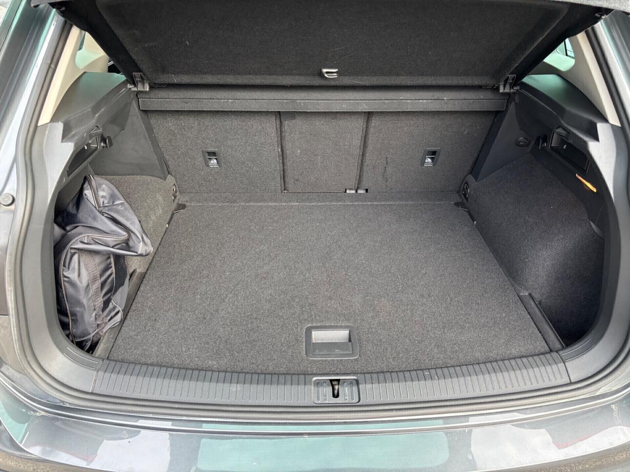 Volkswagen Tiguan 1.6 TDI R-Line sport