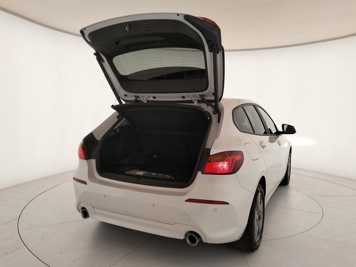 BMW 118d Business Advantage auto - TETTO APRIBILE - IVA ESPOSTA