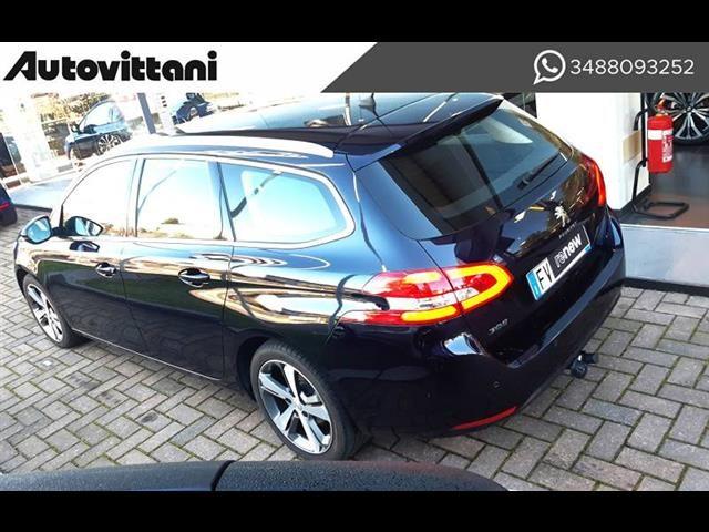 PEUGEOT 308 Station Wagon 1.2 PureTech Turbo 130cv Allure