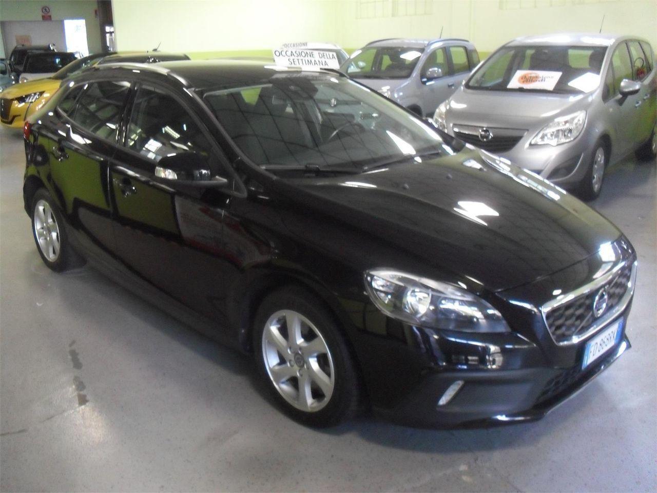 VOLVO V40 Cross Country V40 Cross Country D3 Business