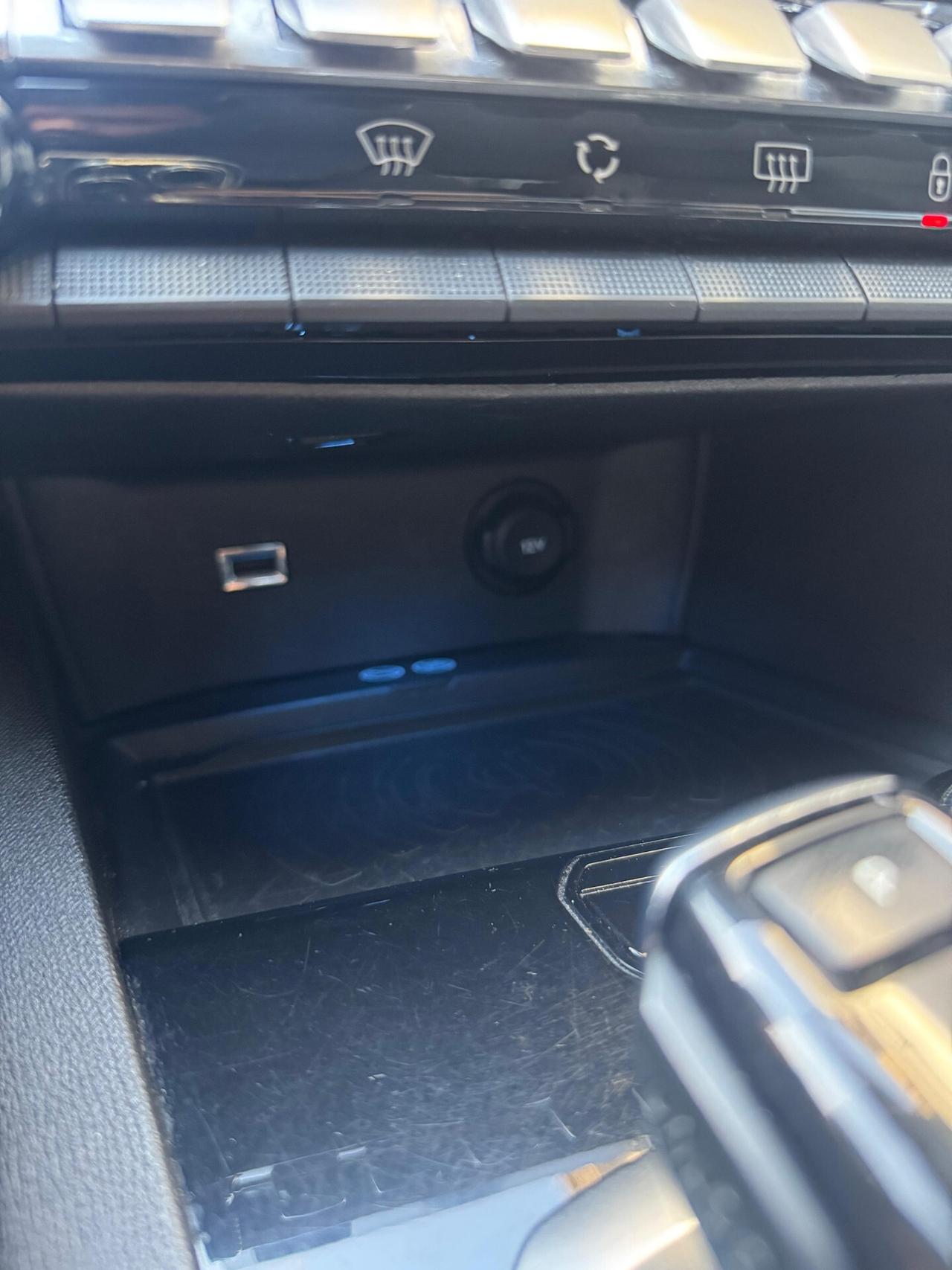Peugeot 3008 BlueHDi 130 S&S Allure