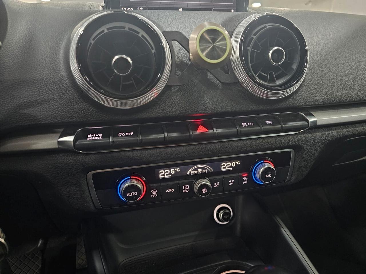 NUOVA AUDI A3 SPORTBACK ADVANCE 1.6 TDI 116CV S-TRONIC