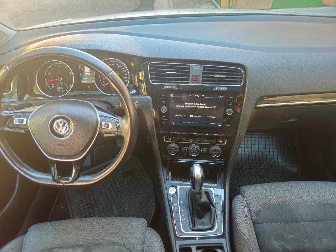 Volkswagen Golf Variant 1.4 TGI DSG EXECUTIVE BLUEMOTION