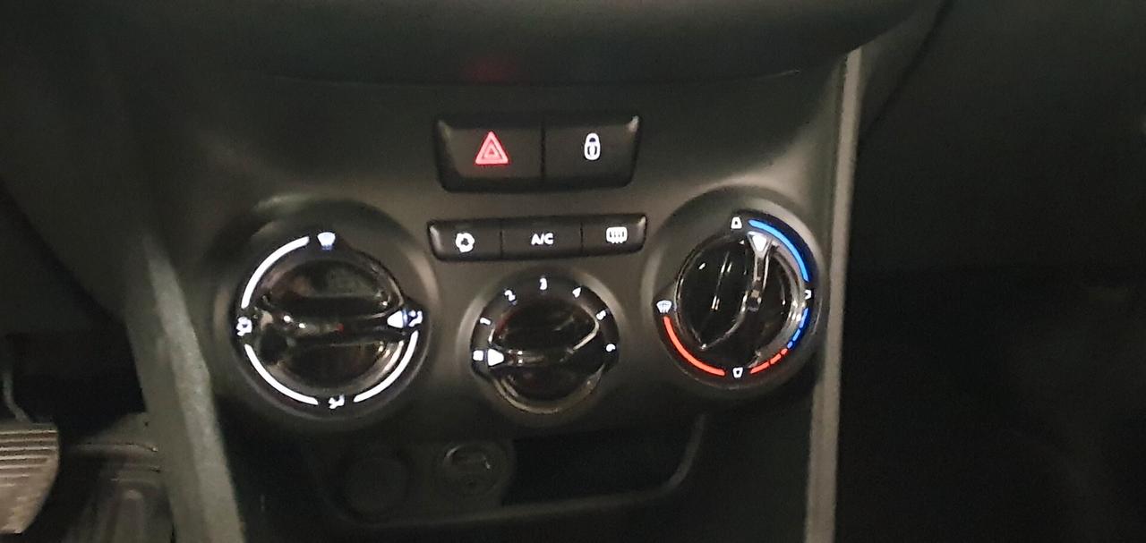 Peugeot 208 HDi 75cv Active