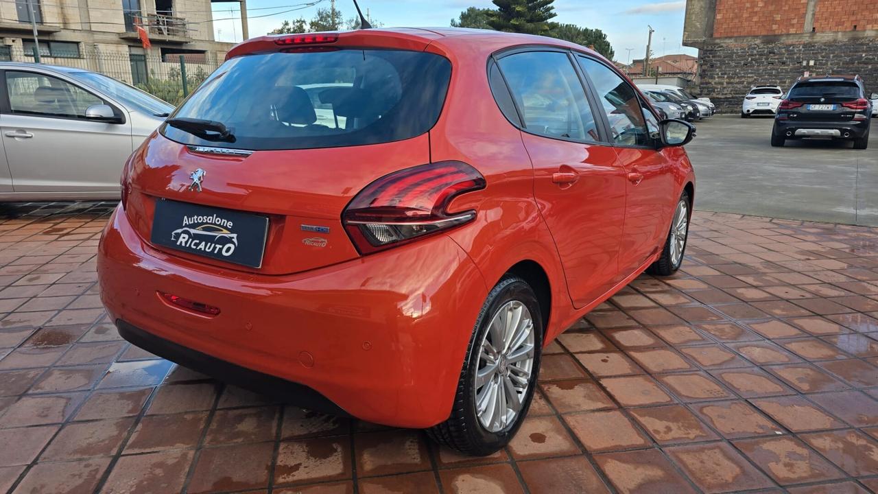 Peugeot 208 BlueHDi 75 5 porte Allure