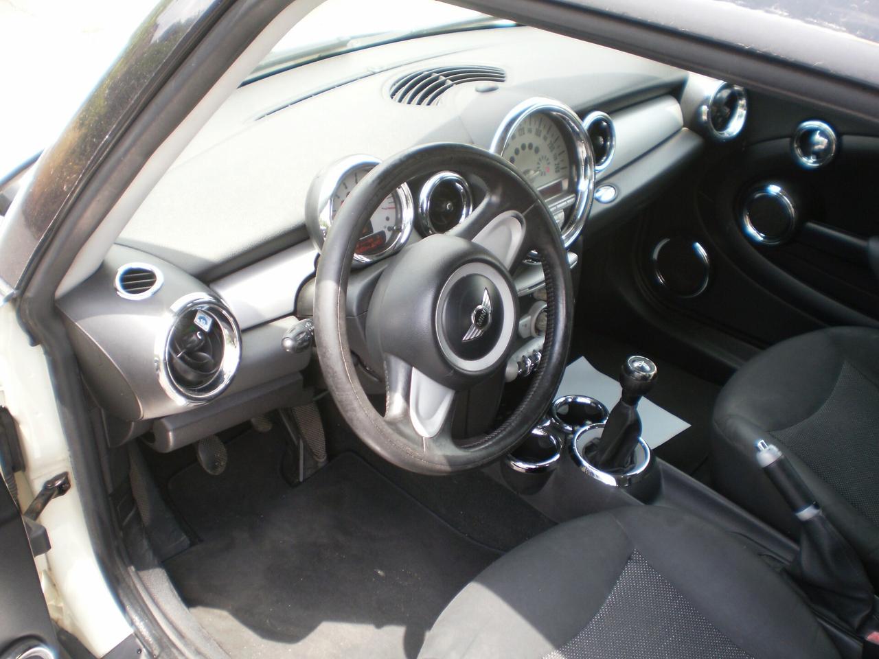Mini Mini 1.6 16V One D