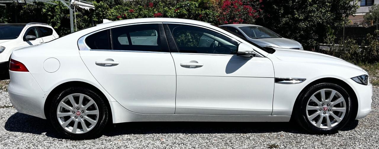Jaguar XE 2.0 D Turbo aut. Portfolio