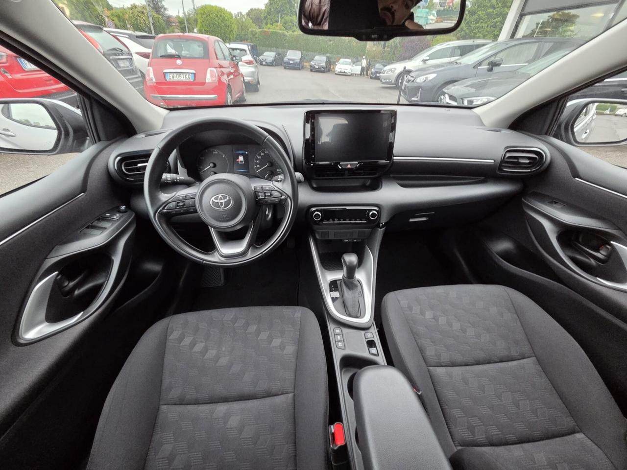 Toyota Yaris 1.5 Hybrid 5 porte Active FULL-HYBRID *NEOPATENTATO*