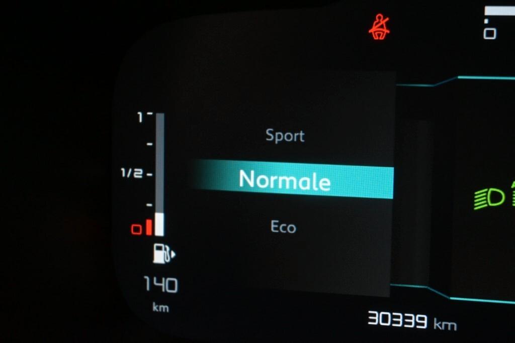 Citroen C5 Aircross BLUEHDI 130CV SeS EAT8 MAX ( FARI LED - CERCHI 18 TELECAMERA POST. PDC NAVI )