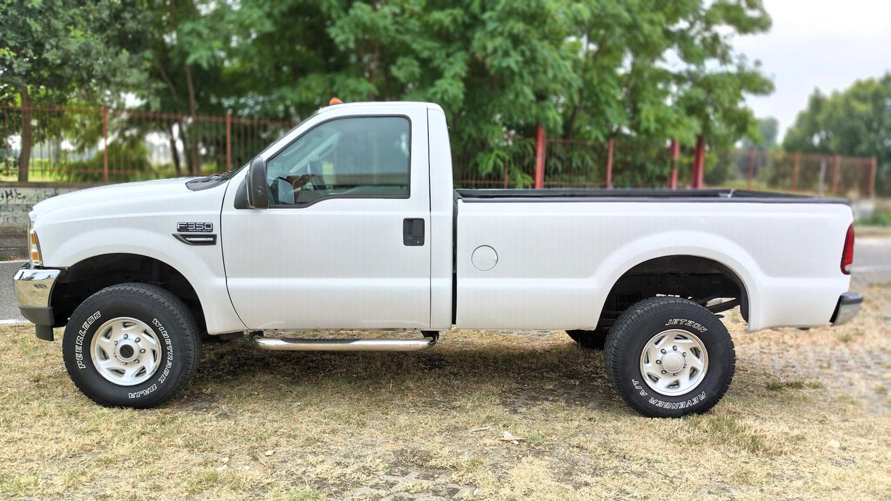 Ford F 350 6.0 TD 4x4 con Gancio