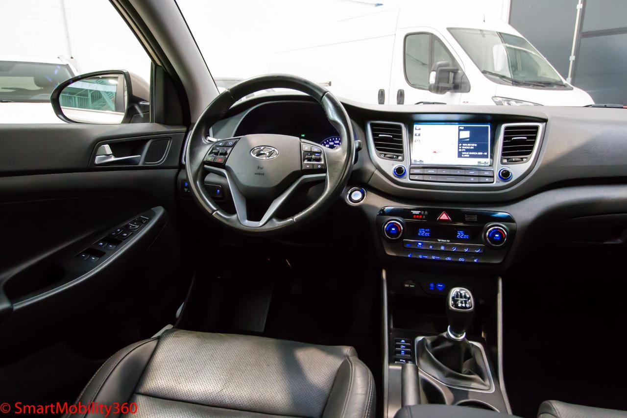 Hyundai Tucson 1.7 CRDi XPossible - Tetto panoramico apribile & Interni in pelle