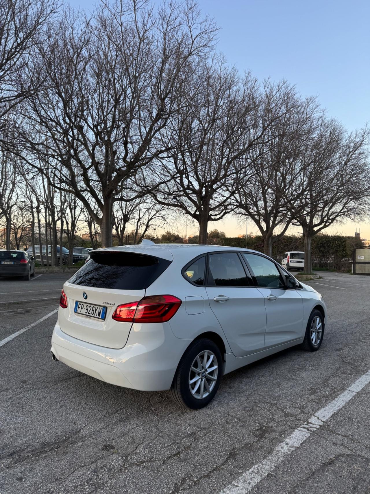 Bmw 216 220d Active Tourer Luxury aut.