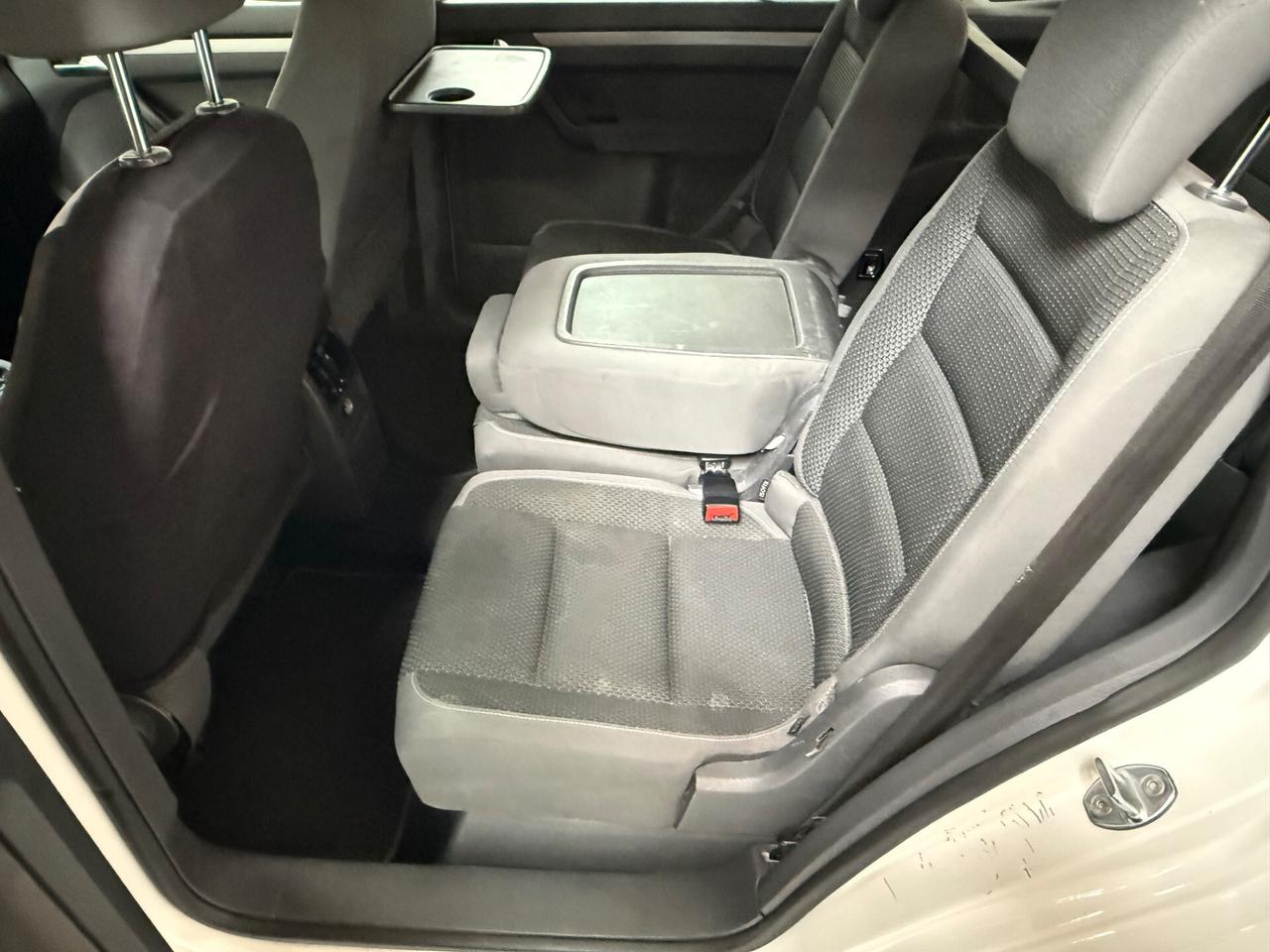 Volkswagen Touran 1.6 TDI 7posti con gancio traino