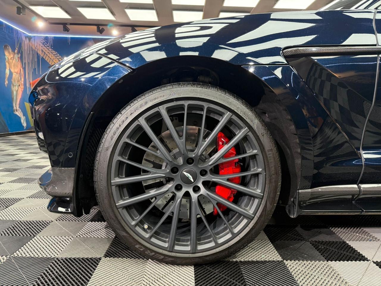 Aston Martin DBX 707 (143)