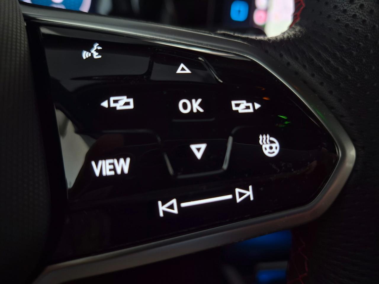 Volkswagen Golf GTI 5 PORTE LED NAVI CAR PLAY C.18 HARMAN KARDON AUTO UFFICIALE VW 1 PROPRIETARIO