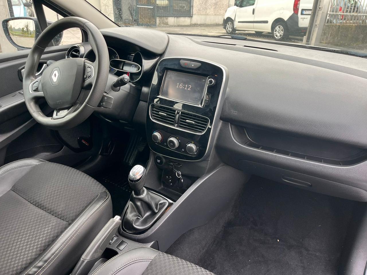 Renault Clio dCi 8V 75 CV 5 porte Moschino Life