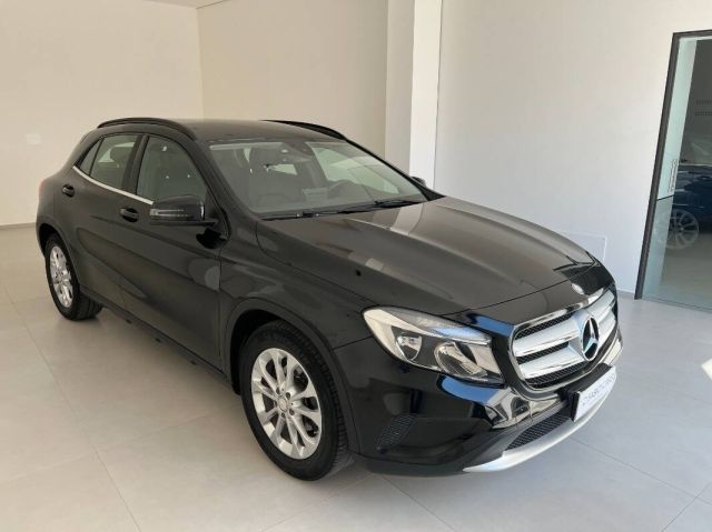 Mercedes Classe GLA 180 d Business