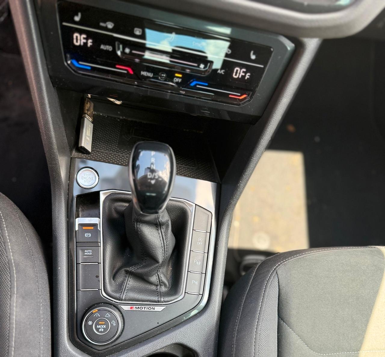 Volkswagen Tiguan 2.0 TDI 150 CV SCR DSG 4MOTION R-Line TRAINO