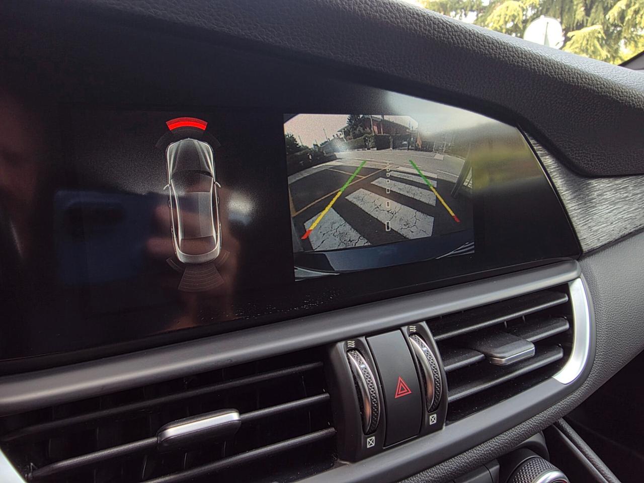 Alfa Romeo Giulia 2.2 190cv AUT. / CERCHI 19"