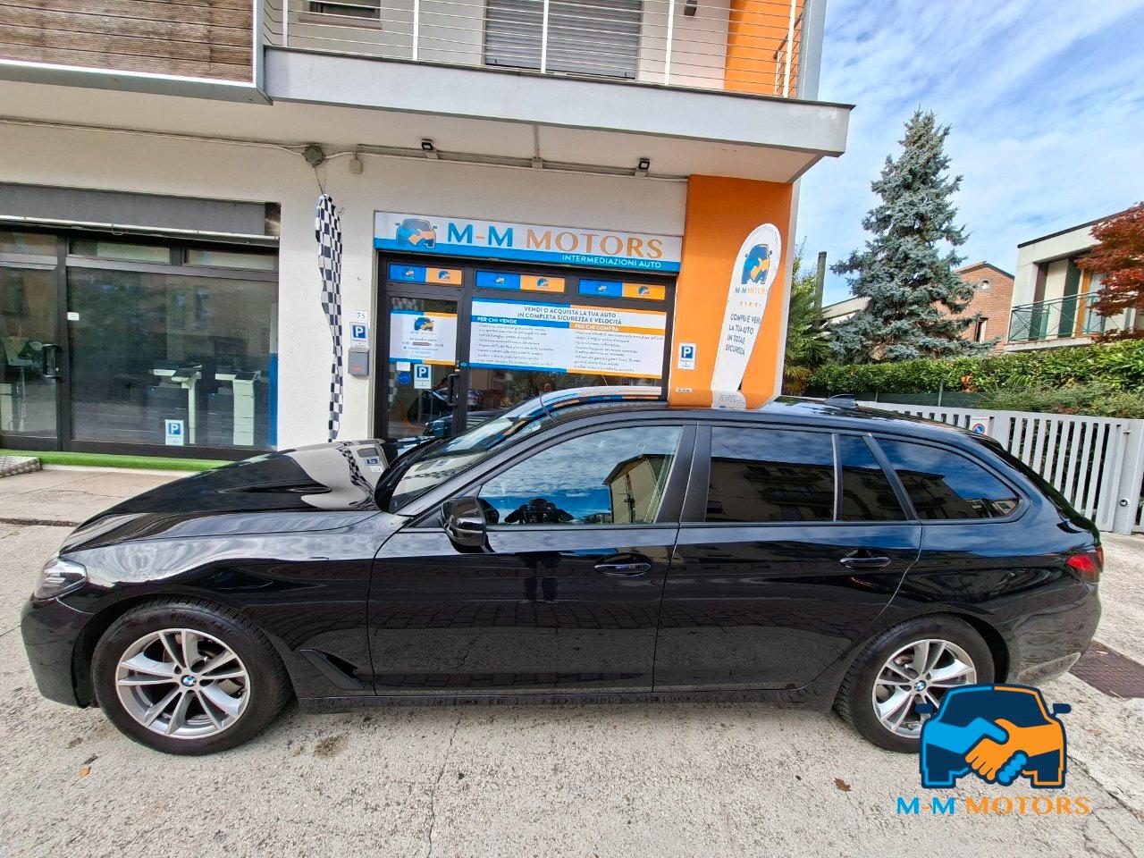 BMW 520 d Touring Luxury doppio treno di gomme