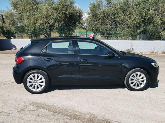 AUDI A1 SPB 25 TFSI - Fari LED
