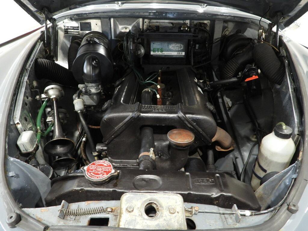 Alfa Romeo Spider 1900 SUPER BERLINA