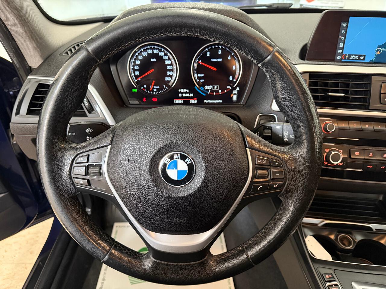 Bmw 116d 5p. Business (OK NEOPAT)