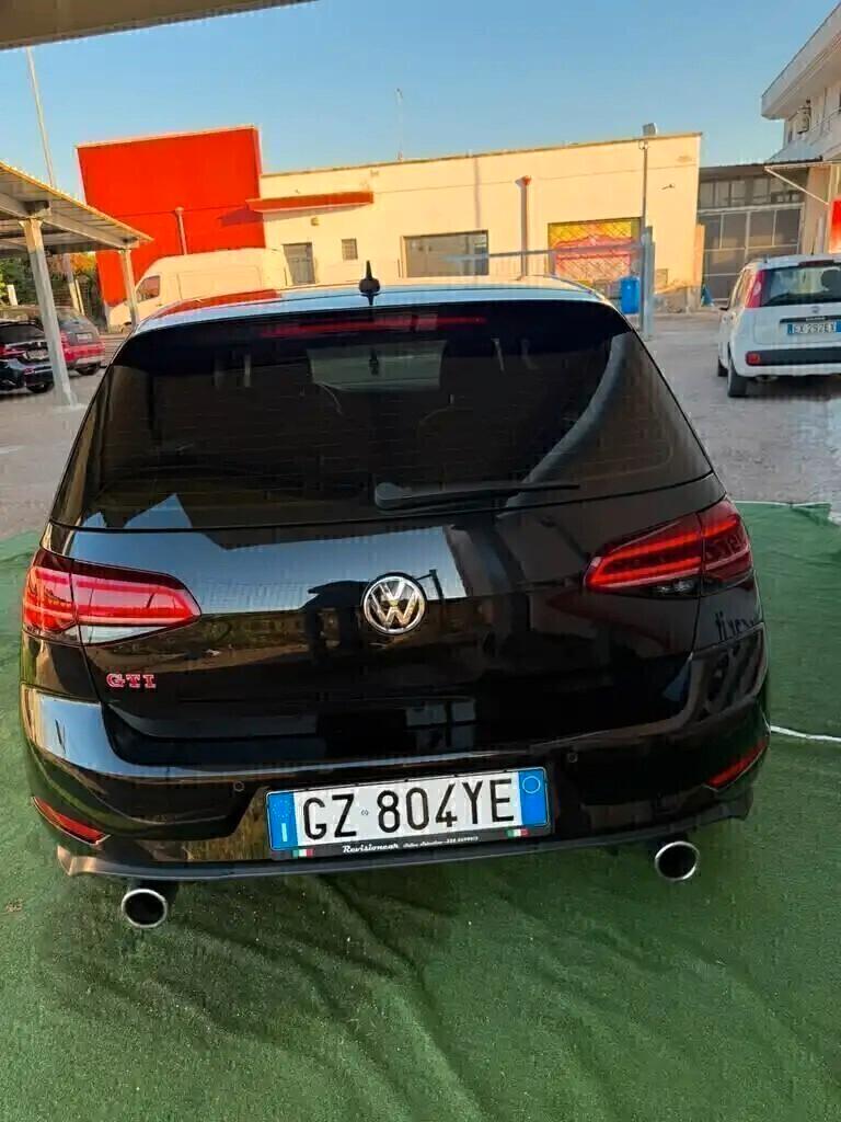 Volkswagen Golf GTI Performance 2.0 245 CV TSI DSG 5p. BMT
