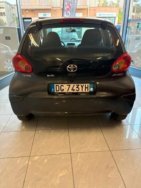 Toyota Aygo 1.0 12V VVT-i 5 porte Sol