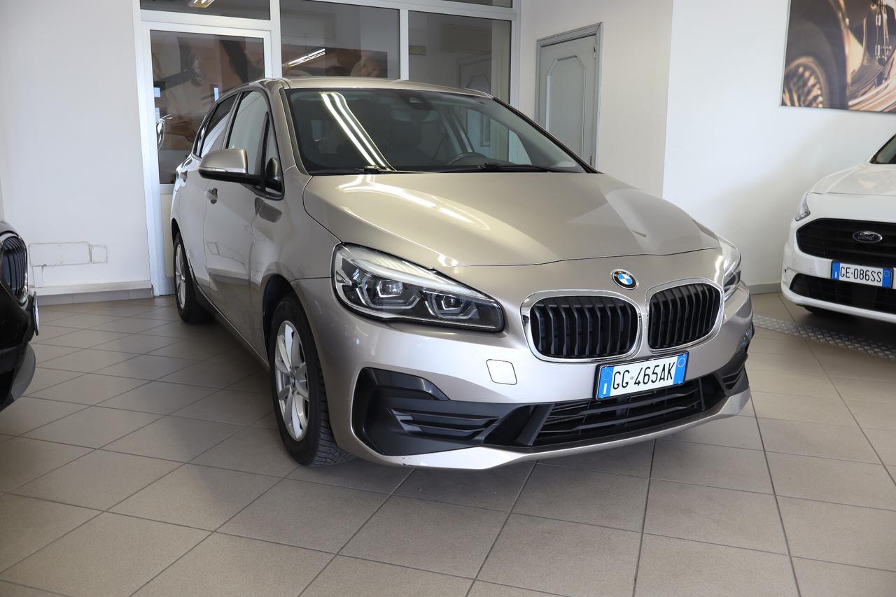 BMW 218d ACTIVE TOURER ADVANTAGE