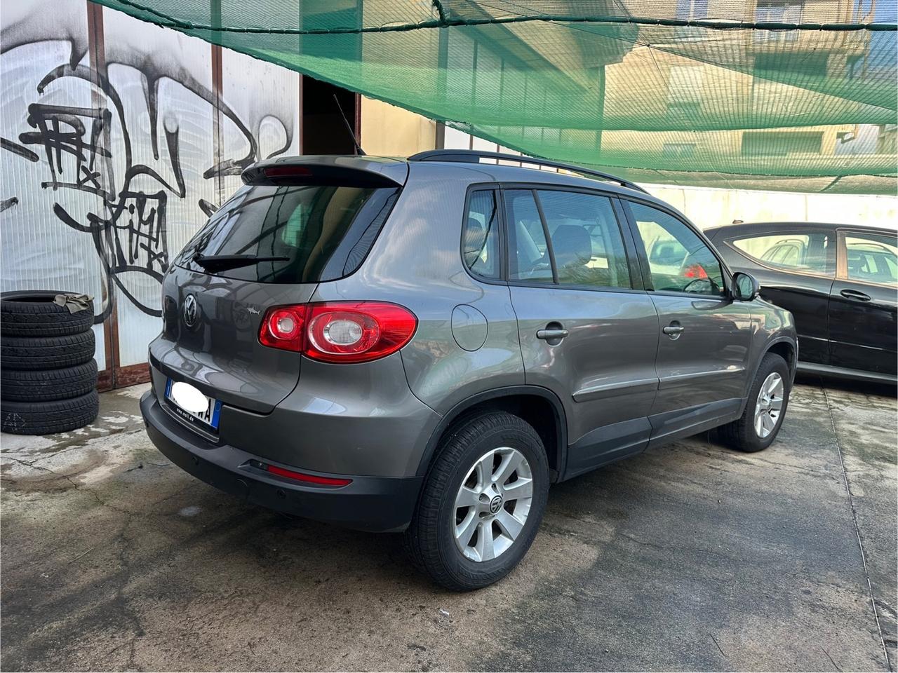 Volkswagen Tiguan 2.0 TDI DPF 4MOTION tiptronic Sport & Style