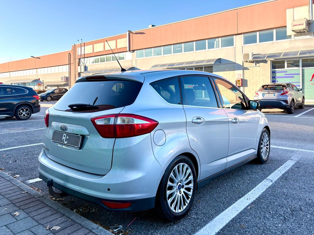 Ford C-Max 1.6 TDCi 95CV Titanium Ok neopatentati