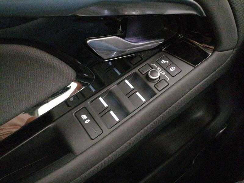 Land Rover Range Rover Evoque 2.0d i4 mhev awd 150cv auto