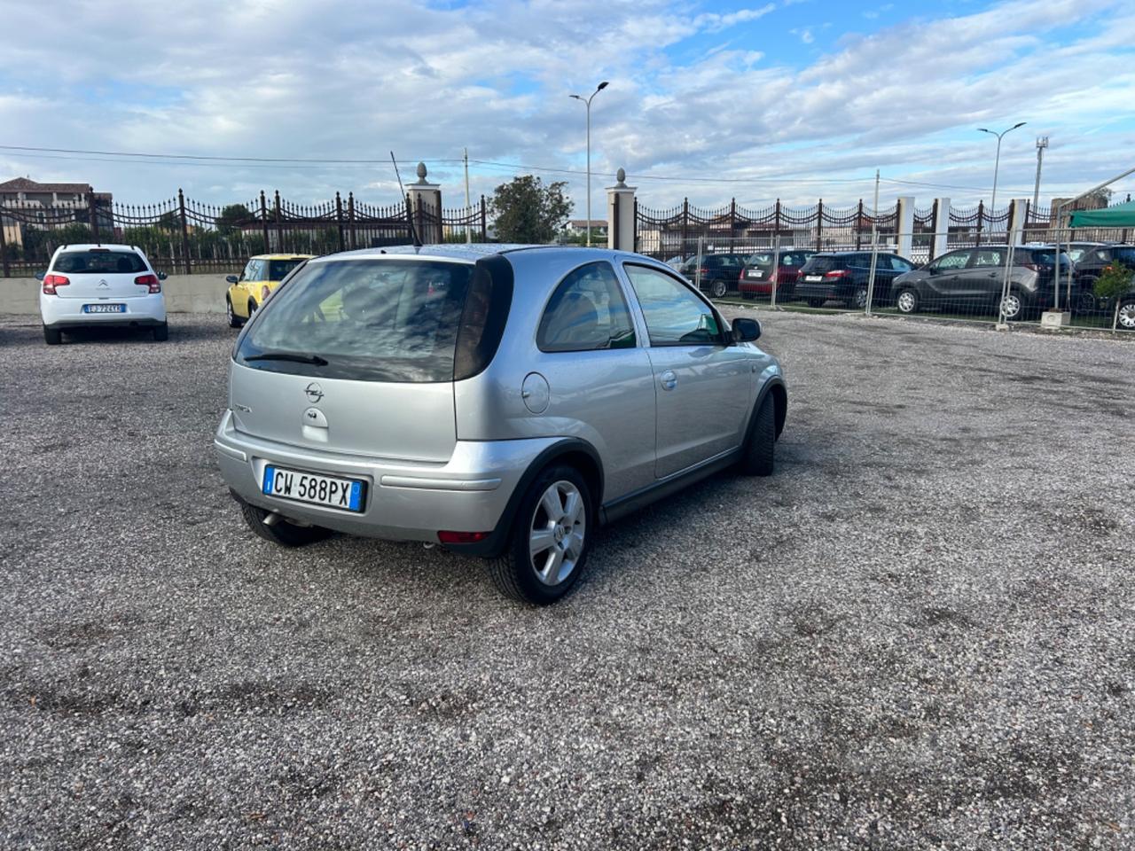 Opel Corsa 1.3 16V CDTI cat 3 porte Enjoy