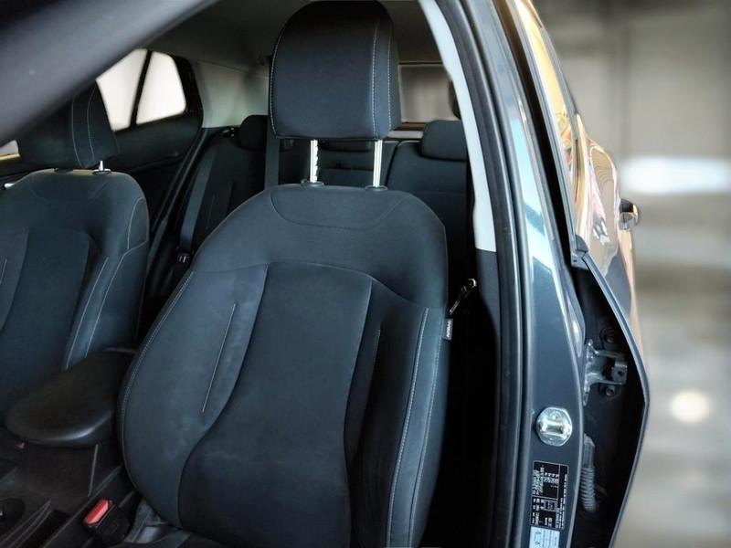KIA SPORTAGE 1.6 CRDI MHEV BUSINESS 2WD SUV