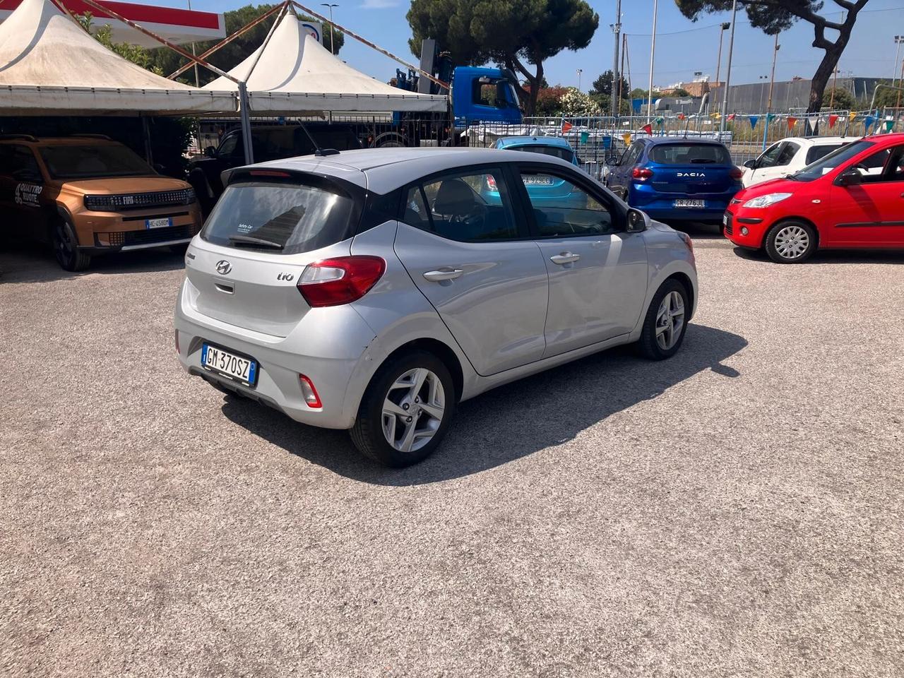 HYUNDAI i10 1.0 MPI Tech