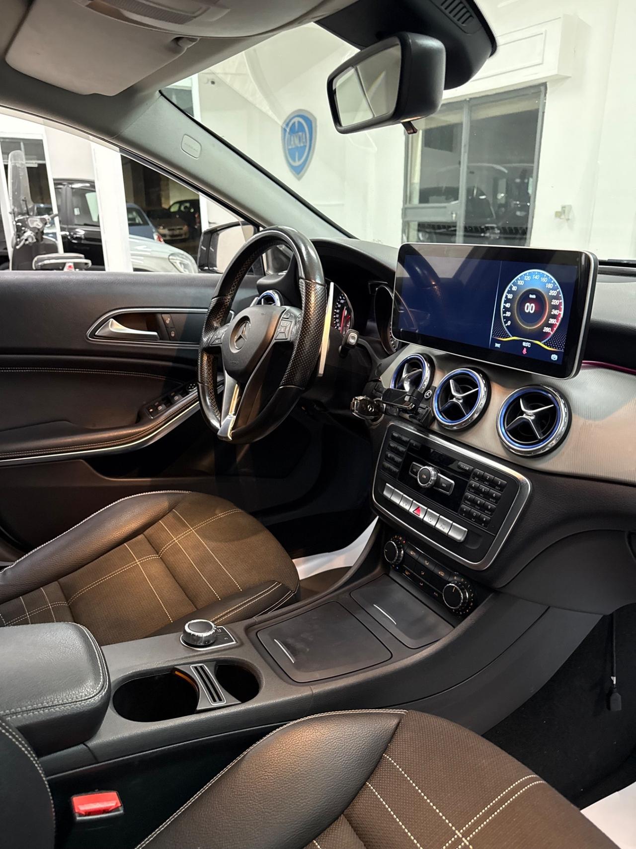Mercedes-benz GLA 200 CDI Automatic Executive