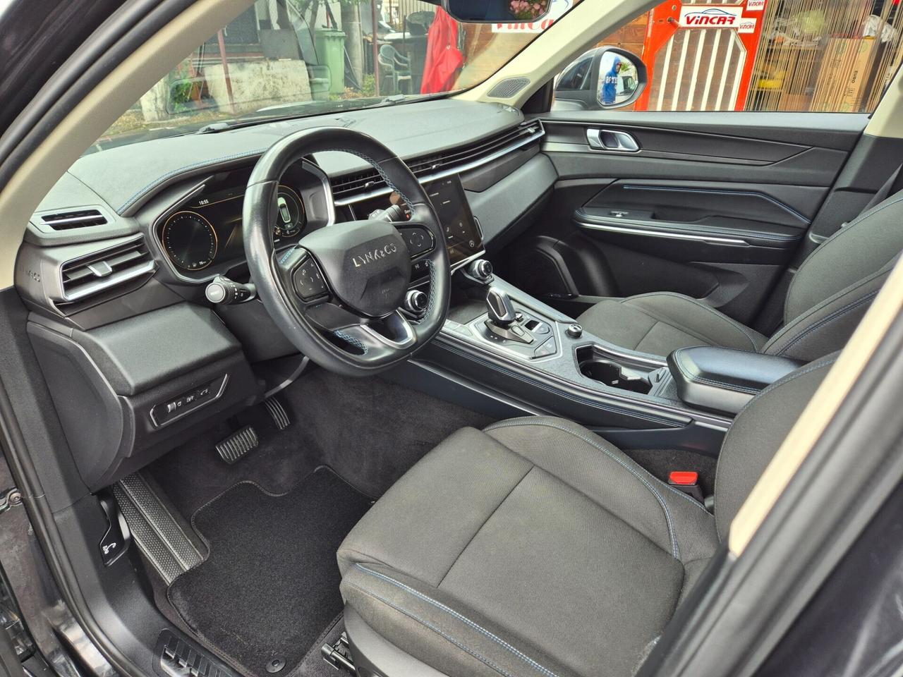 Lynk&co 01 PHEV