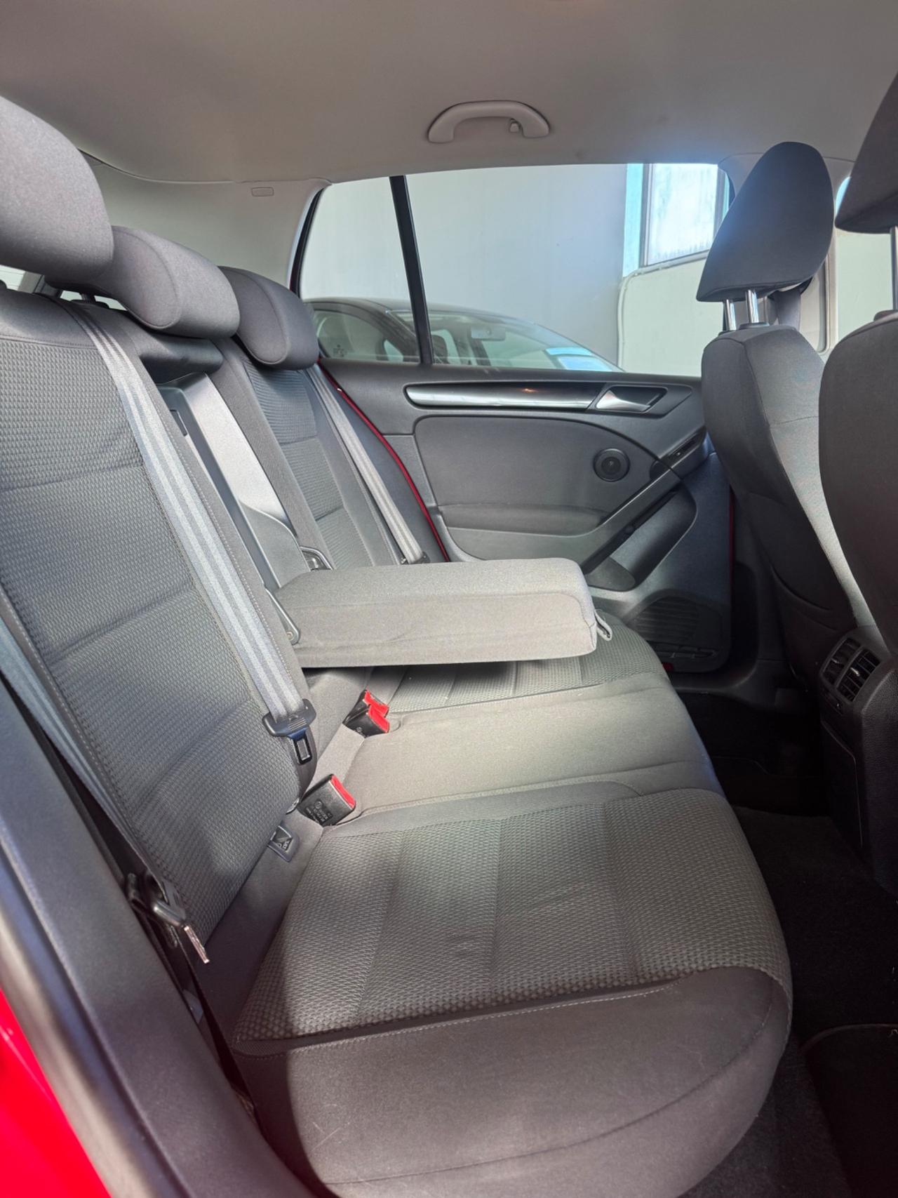 Volkswagen Golf 1.6 TDI DPF 5p. Highline